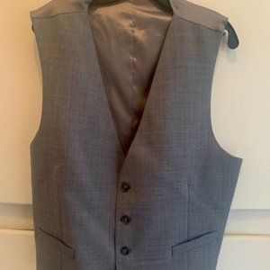NEW GREY VEST - CALVIN KLEIN - SIZE 42(US)/52(EURO)